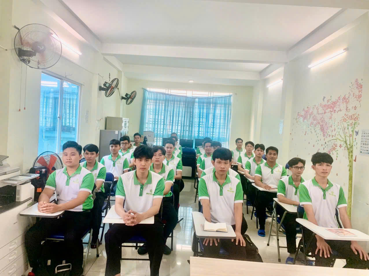 TRUNG TÂM NGOẠI NGỮ MINH Á